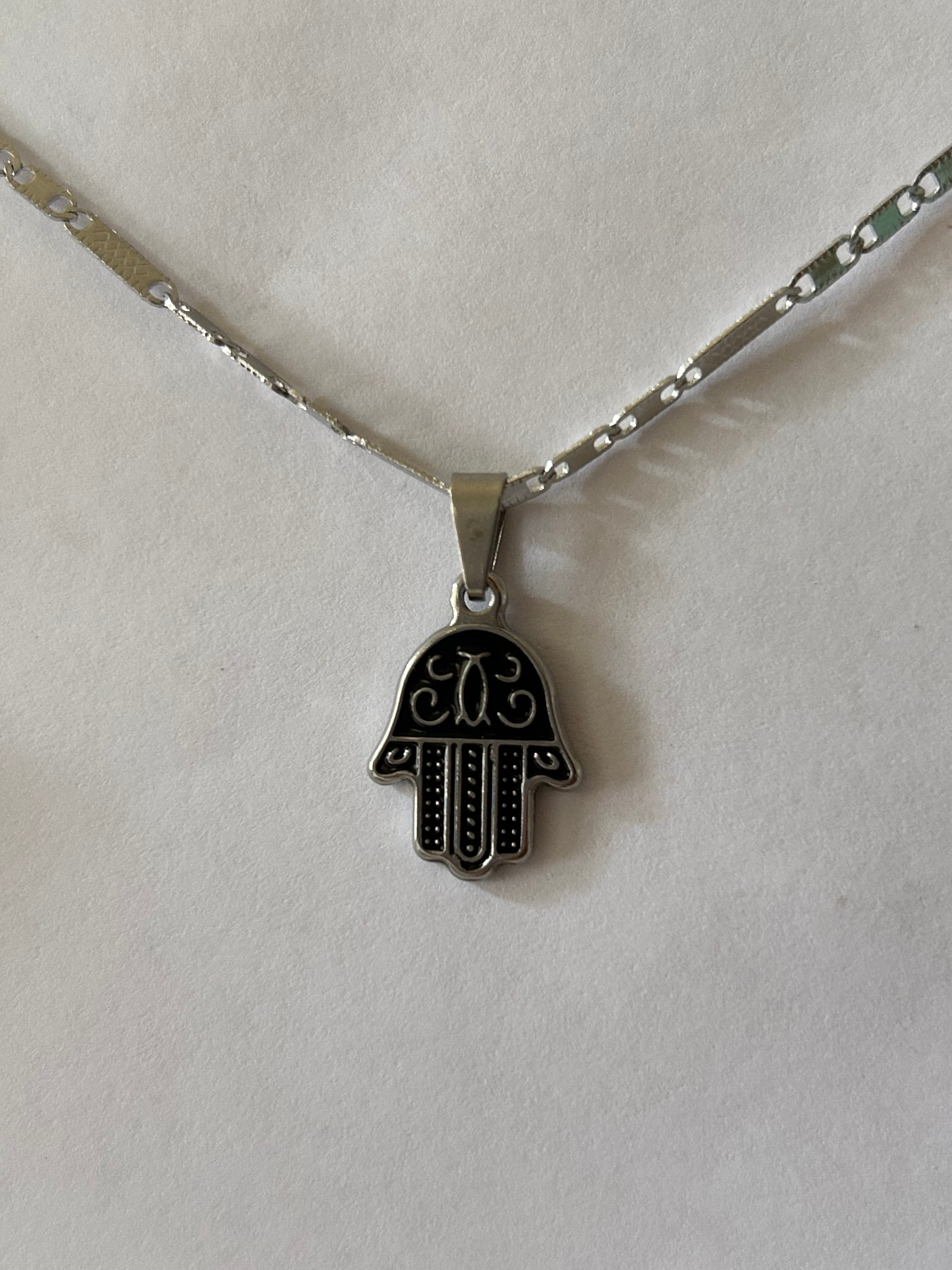 collar mano de fátima