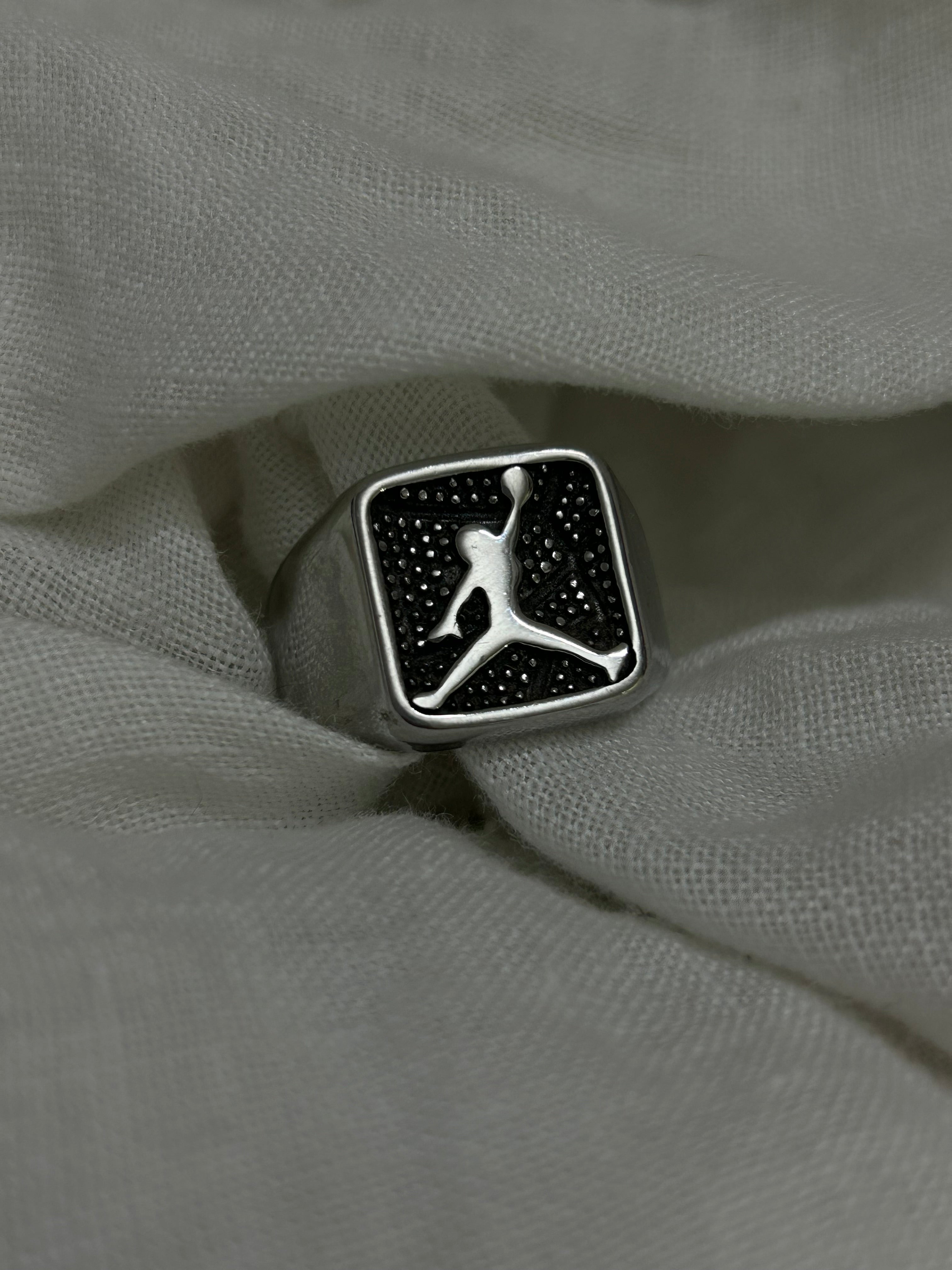 anillo jordan