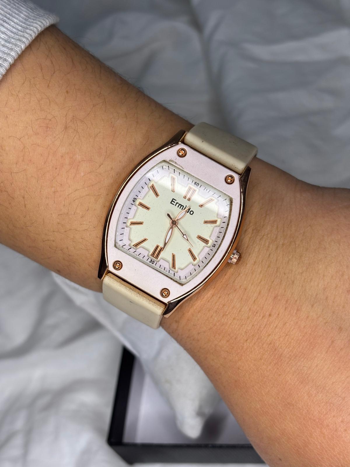 Reloj Casual Beige