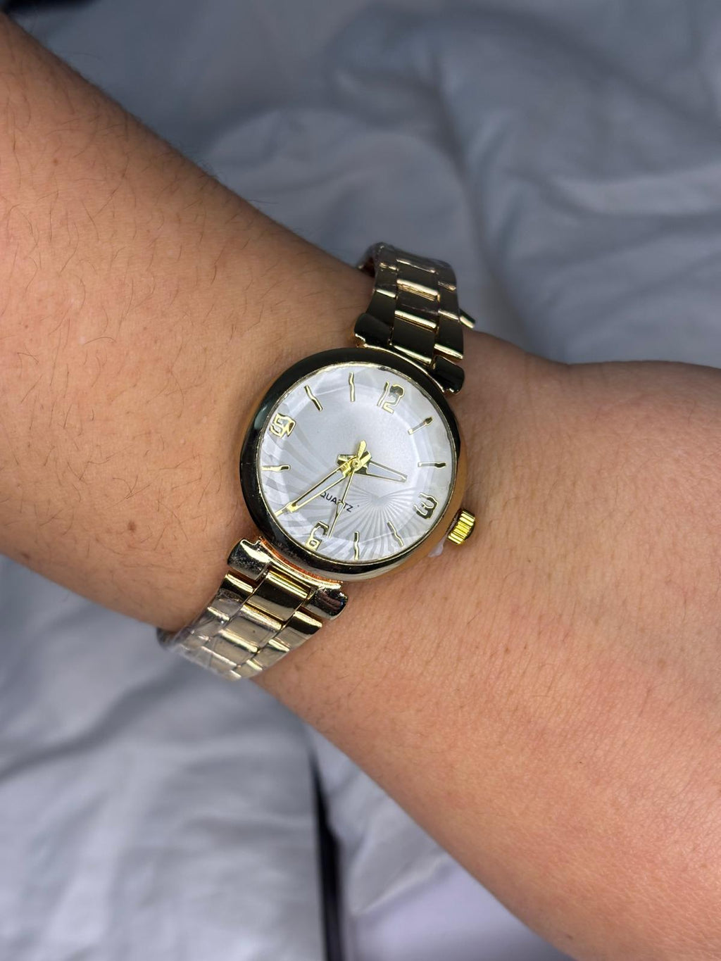 Reloj QUARTZ Minimalista