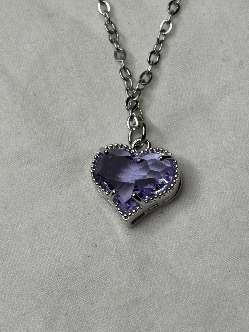 Collar Corazon Místico