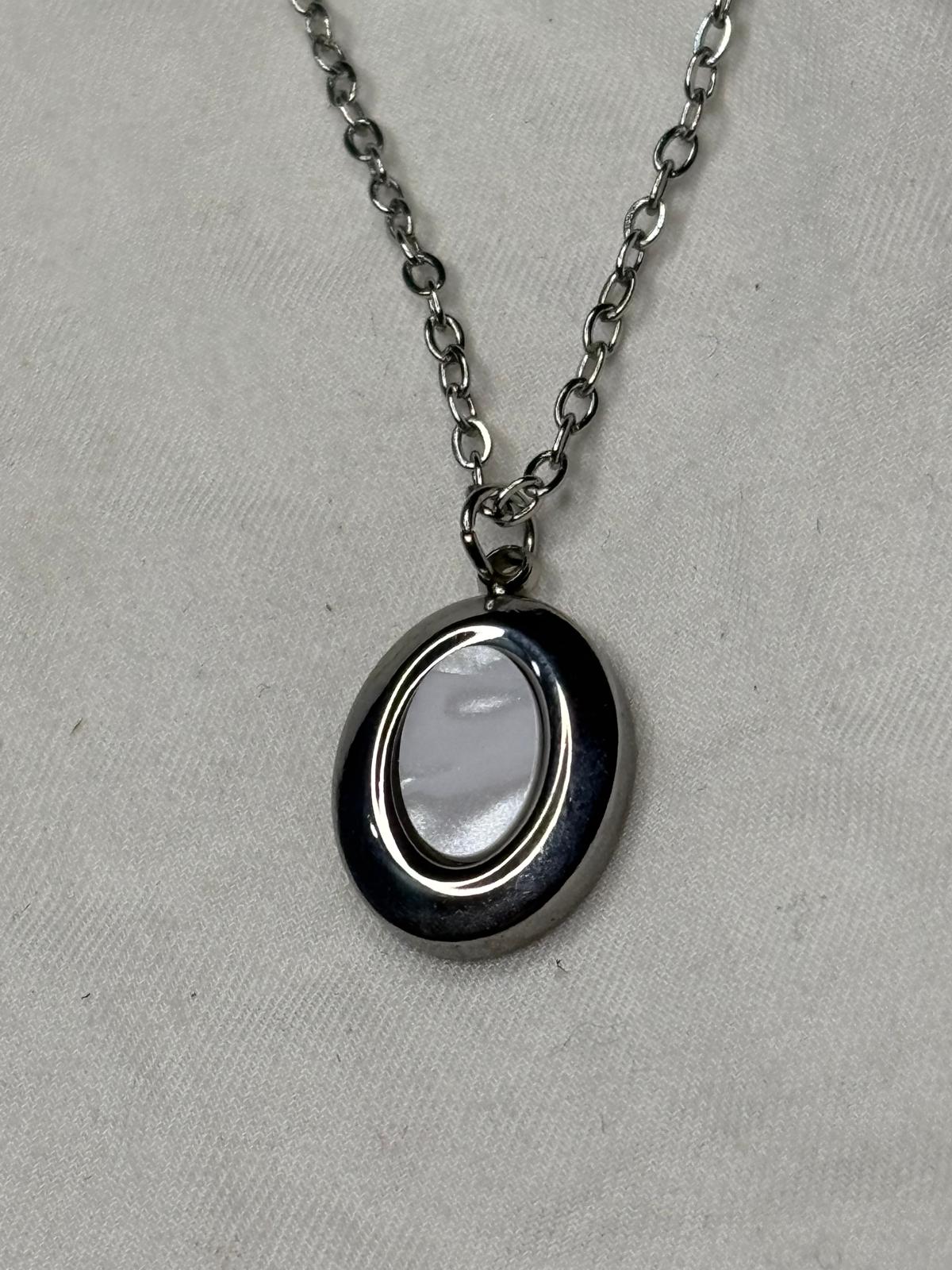 Collar Nácar Silver