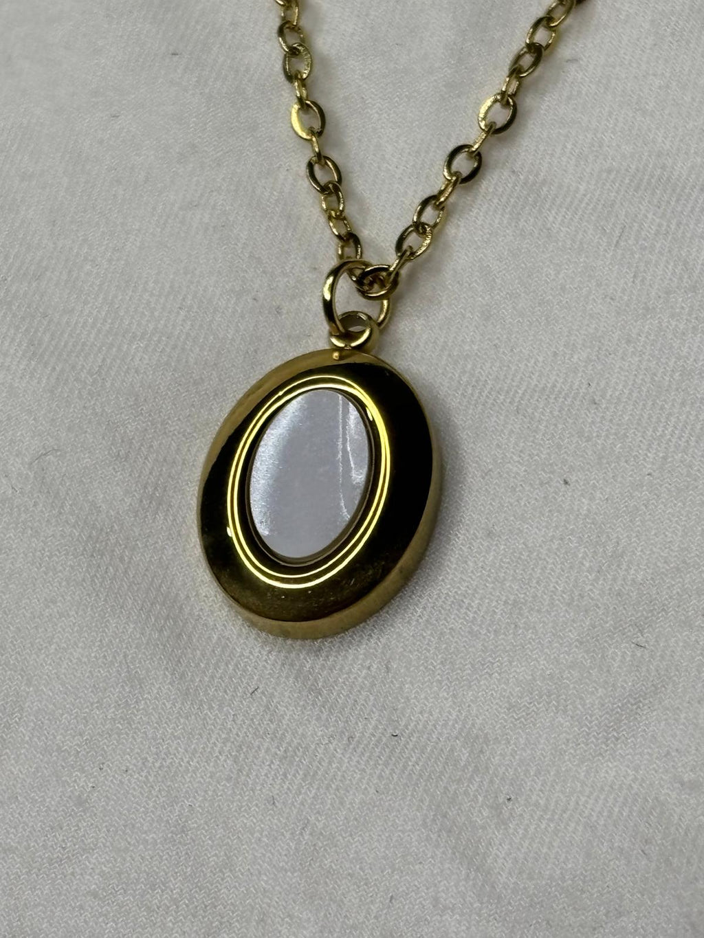 Collar Nácar Gold