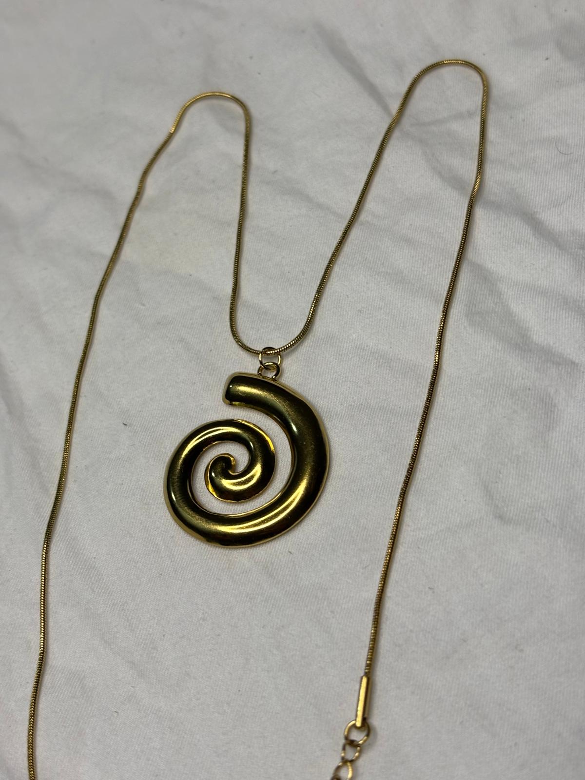Collar Caracol Gold