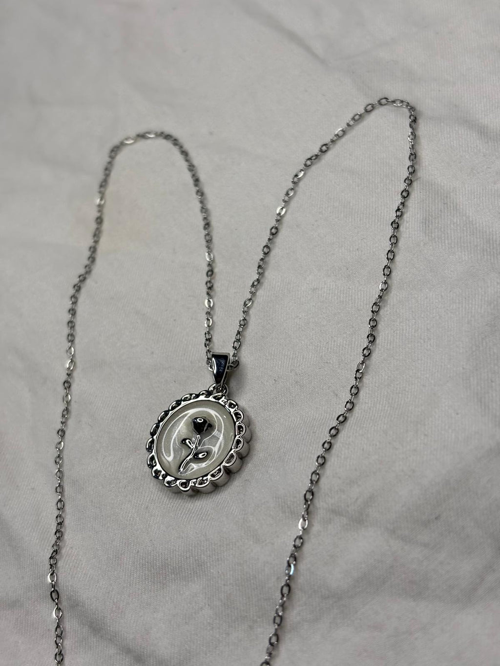 Collar Rosa Vintage